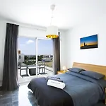 Paradise Cove Luxurious