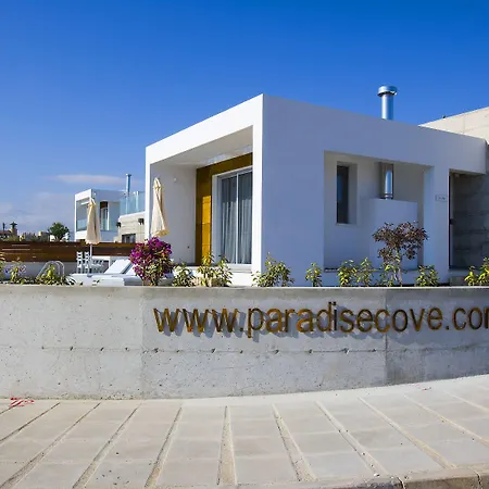 Paradise Cove Luxurious Villa *