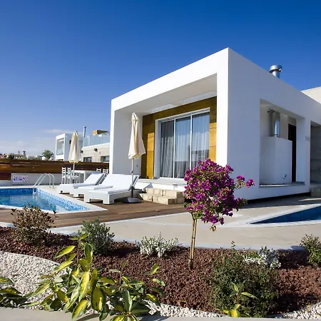 Villa Paradise Cove Luxurious
