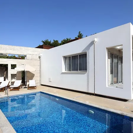 Villa Paradise Cove Luxurious Pafos