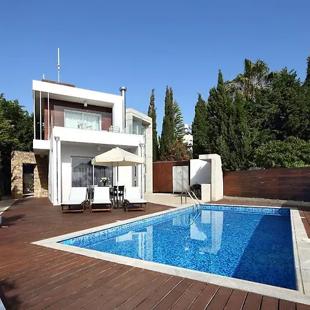 Paradise Cove Luxurious Pafos