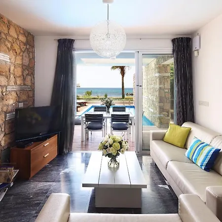Villa Paradise Cove Luxurious Pafos