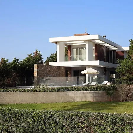 Villa Paradise Cove Luxurious Pafos