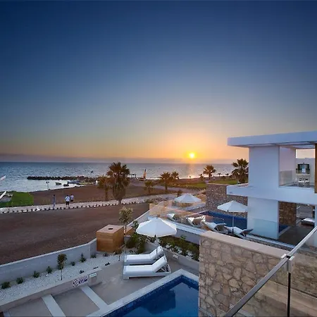 Paradise Cove Luxurious Villa *