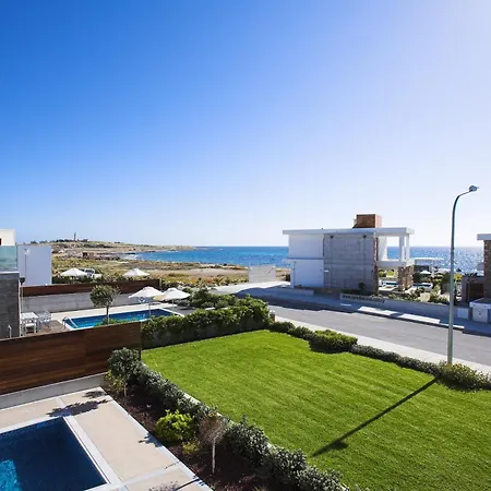 Villa Paradise Cove Luxurious