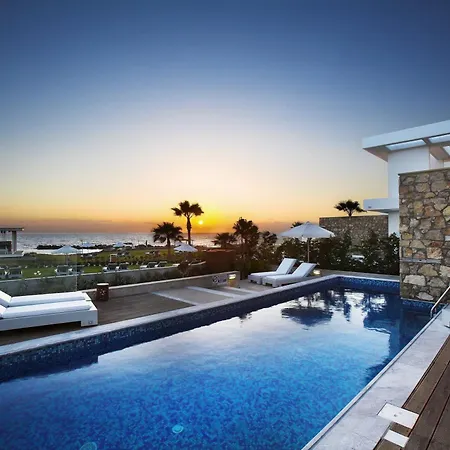 Paradise Cove Luxurious Pafos
