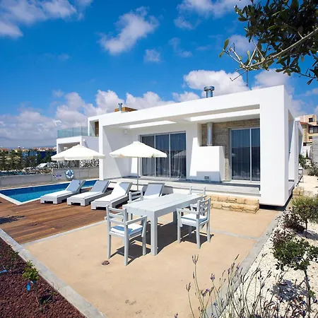 Paradise Cove Luxurious