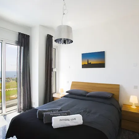 Paradise Cove Luxurious Villa Paphos