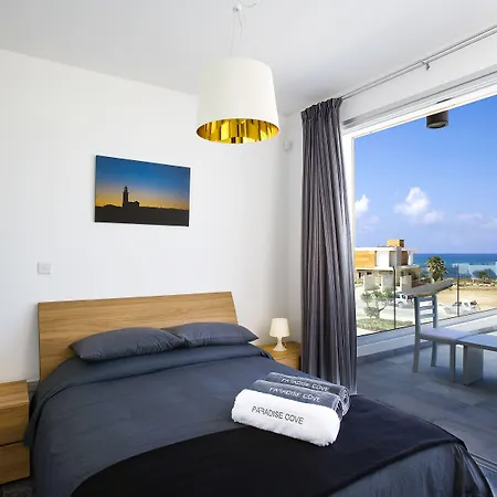 Paradise Cove Luxurious Paphos