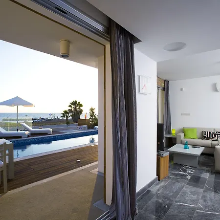 Paradise Cove Luxurious Βίλα Πάφος