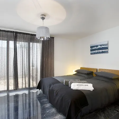 Paradise Cove Luxurious Paphos