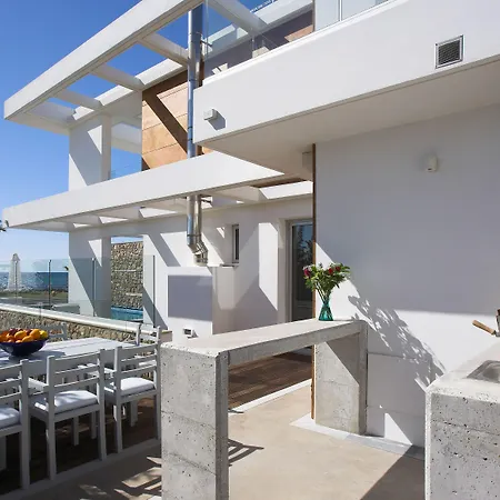 天堂湾豪华海滩别墅 Paphos