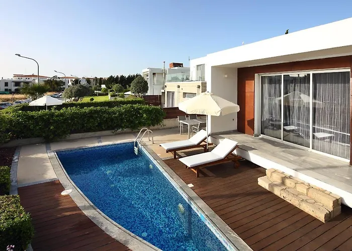 Paradise Cove Luxurious Villa