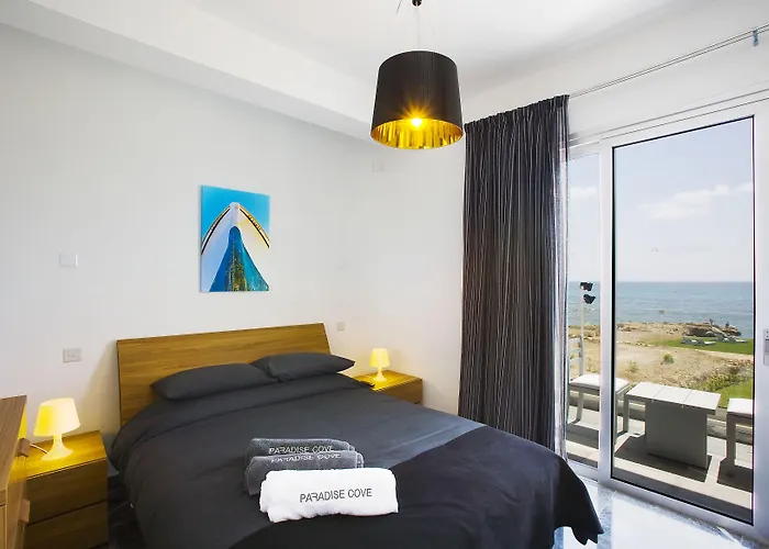 Paradise Cove Luxurious Willa *