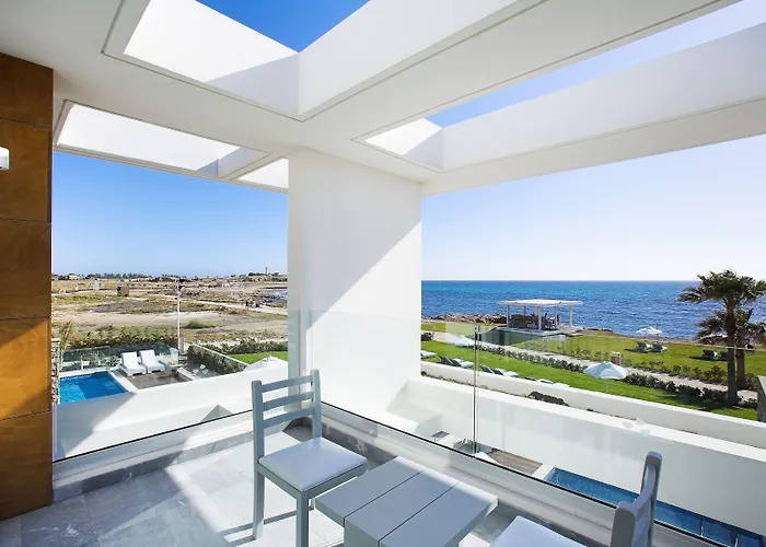 Villa Paradise Cove Luxurious Paphos