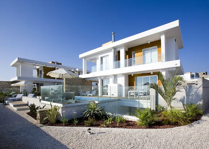 Paradise Cove Luxurious