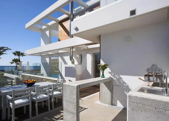 Paradise Cove Luxurious Pafos