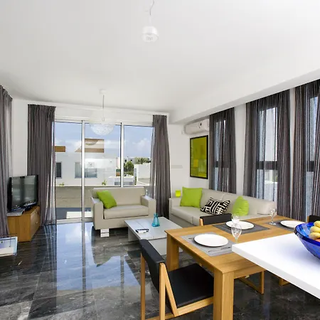 Вилла Paradise Cove Luxurious Пафос