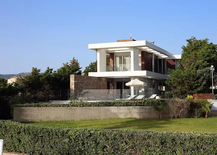 Vila Paradise Cove Luxurious Paphos