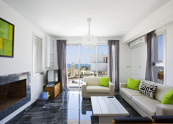 Paradise Cove Luxurious Paphos