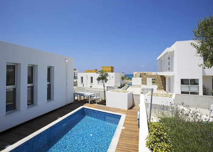 Paradise Cove Luxurious Paphos