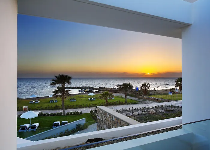 Vila Paradise Cove Luxurious Paphos