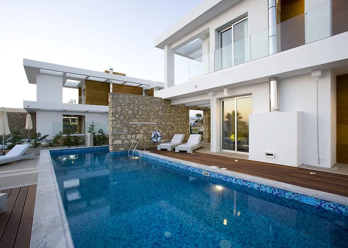 Paradise Cove Luxurious *